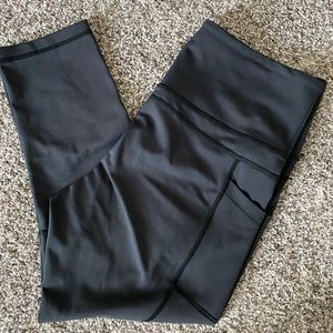 Zyia Black Pocket LNT Hi-Rise Capri 20" RC